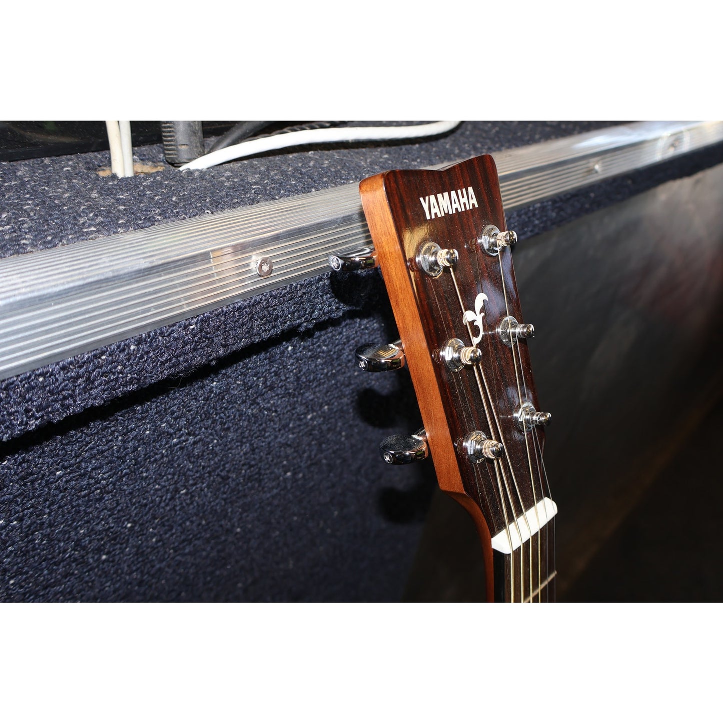 Yamaha FG700S Dreadnought Acoustic Guitar Natural 6 String