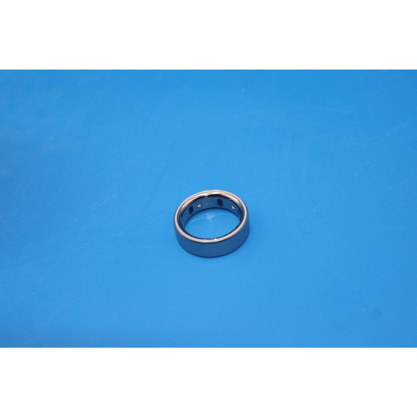 Oura Ring 4 Smart Ring Activity Tracker – Size 12, Brushed Silver