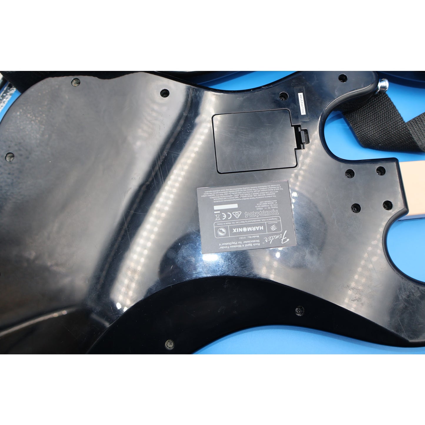 2x Rock Band Playstation Guitar Controllers Fender Stratocaster 822151 + 91261