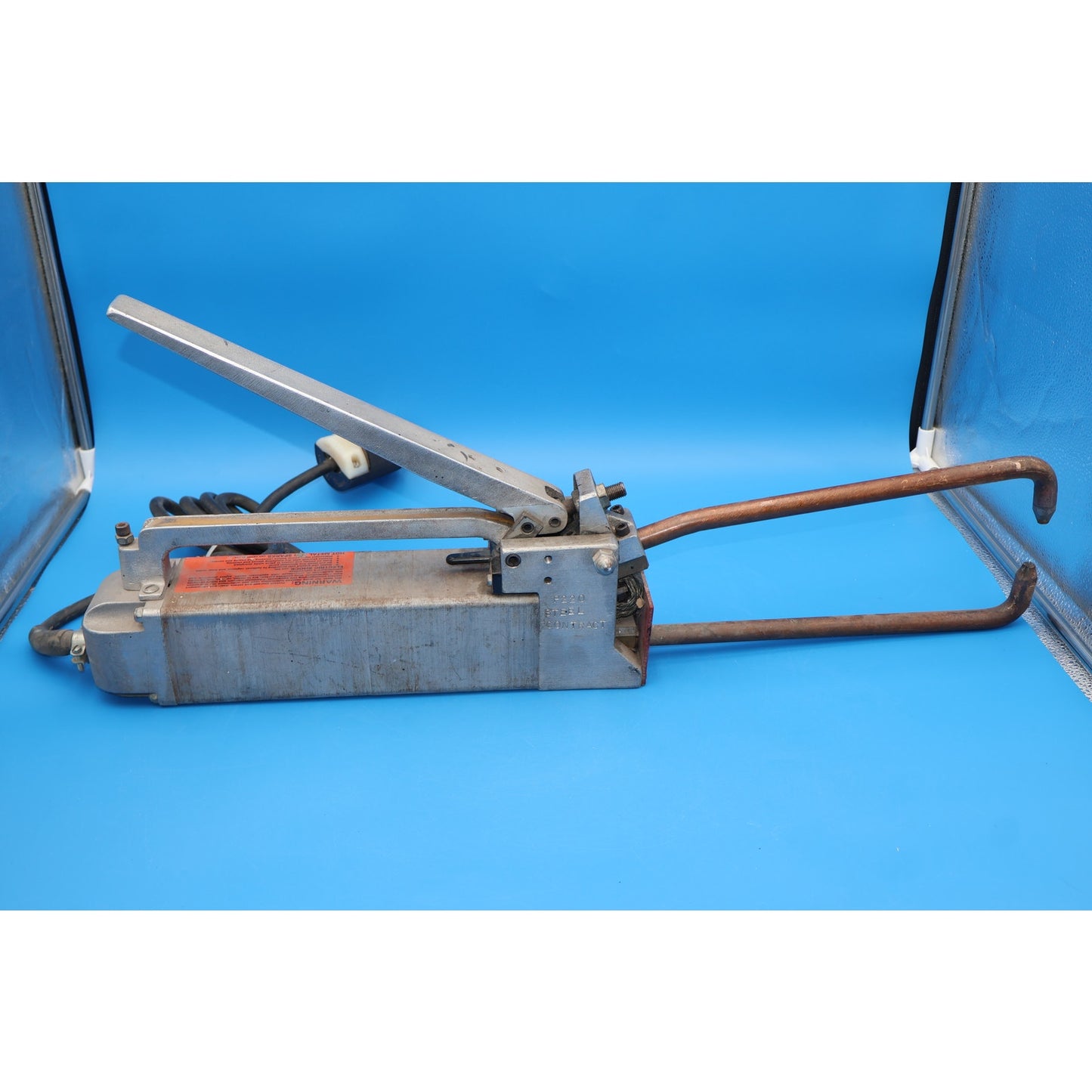 Dayton 4Z425 230V Portable Spot Welder