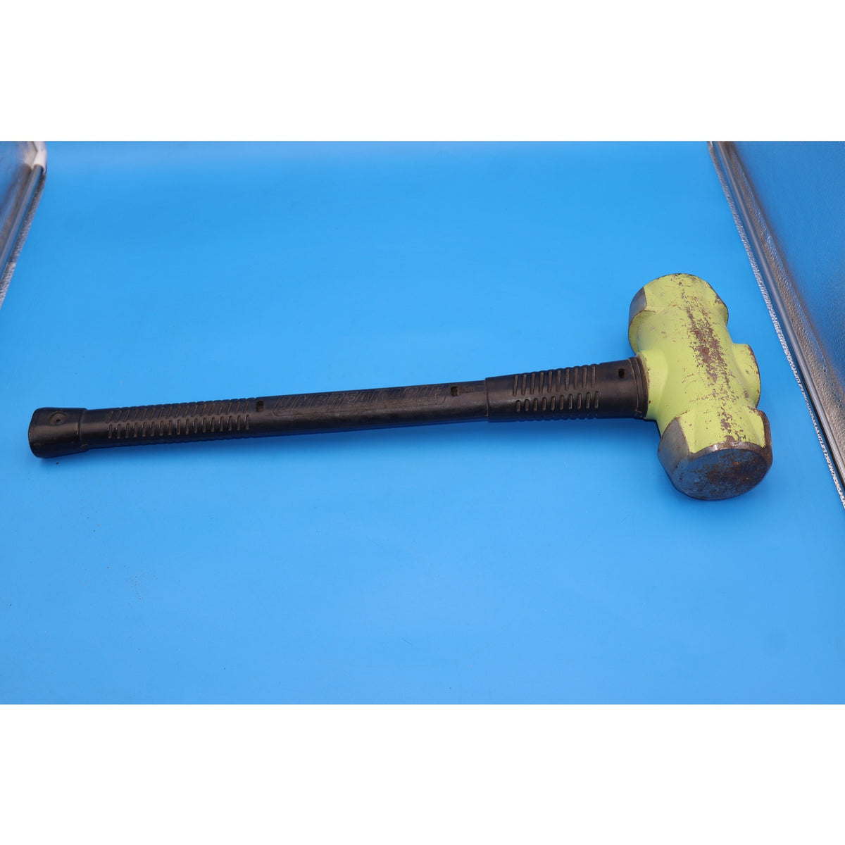 Wilton BASH 22024 20 lb Sledge Hammer 24" Unbreakable Steel Core Handle - Used