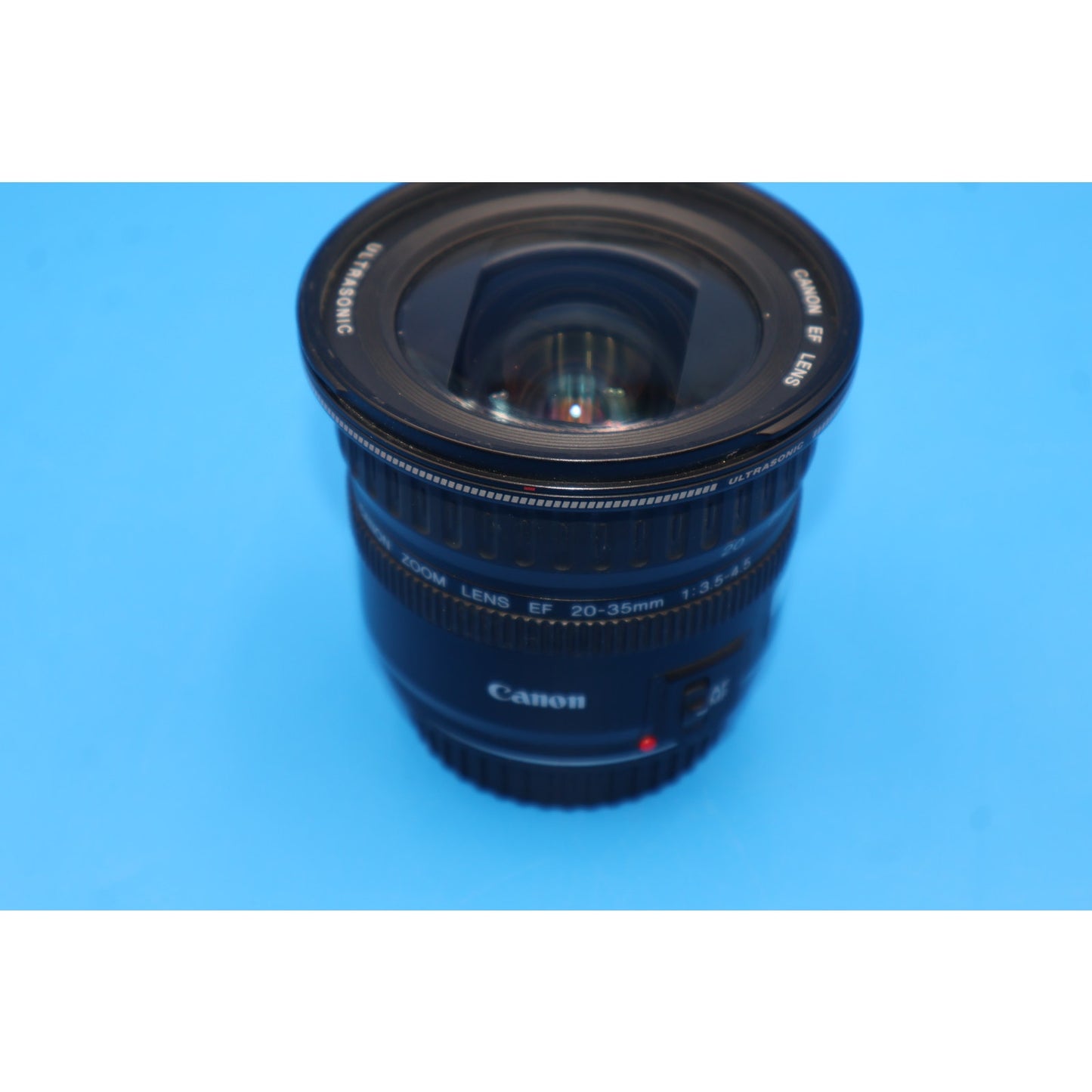 Canon EF 20-35mm f/3.5-4.5 USM Ultrasonic Zoom Len