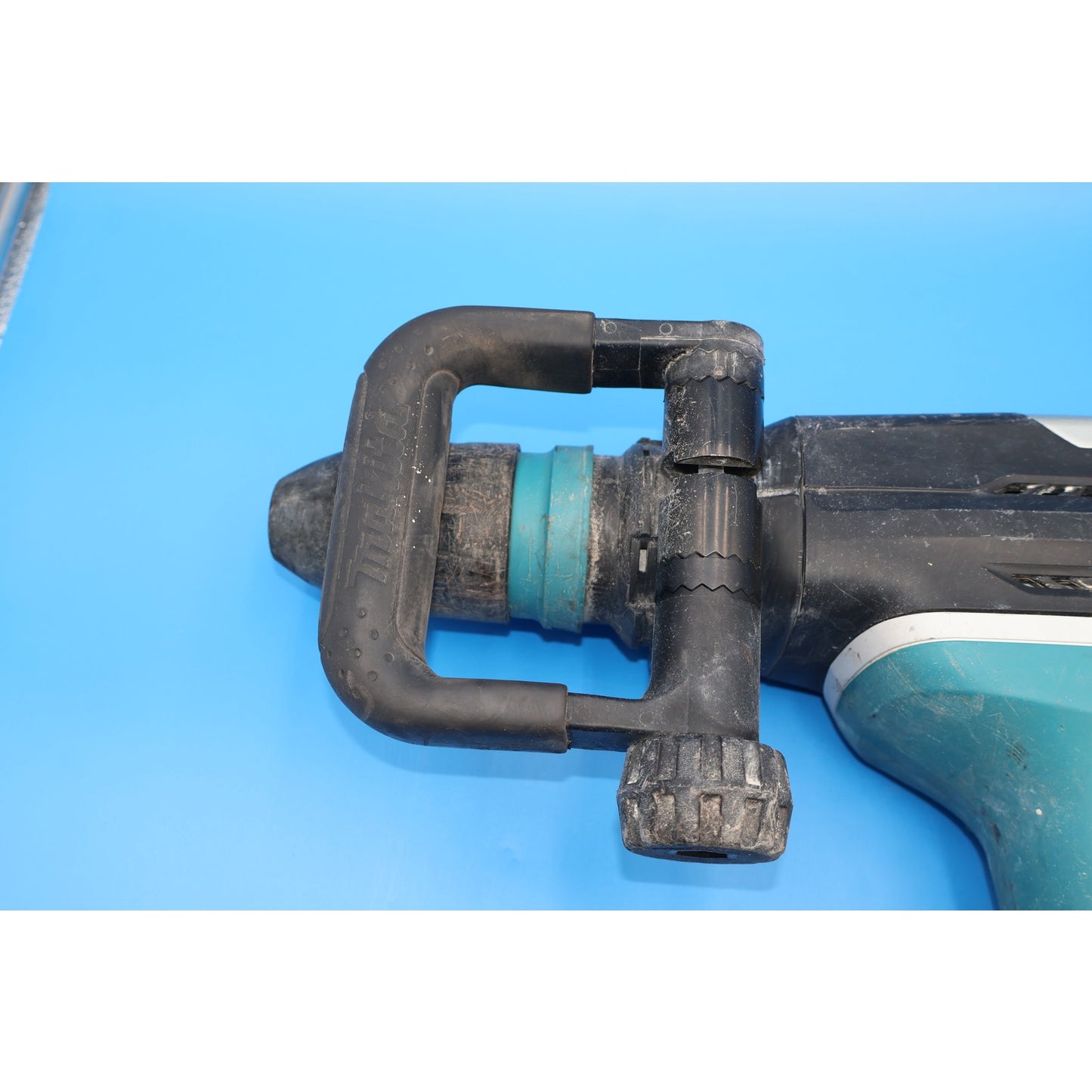 Makita HR4013C 1-9/16" AVT Rotary Hammer Drill, SDS MAX