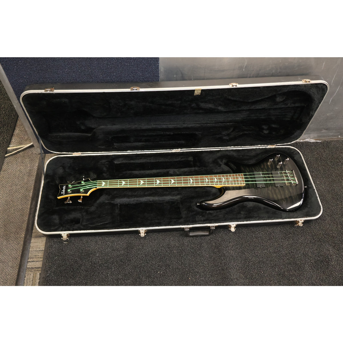 Schecter Stiletto Extreme-4 4-String Active Bass See-Thru Black w/ Hard Case