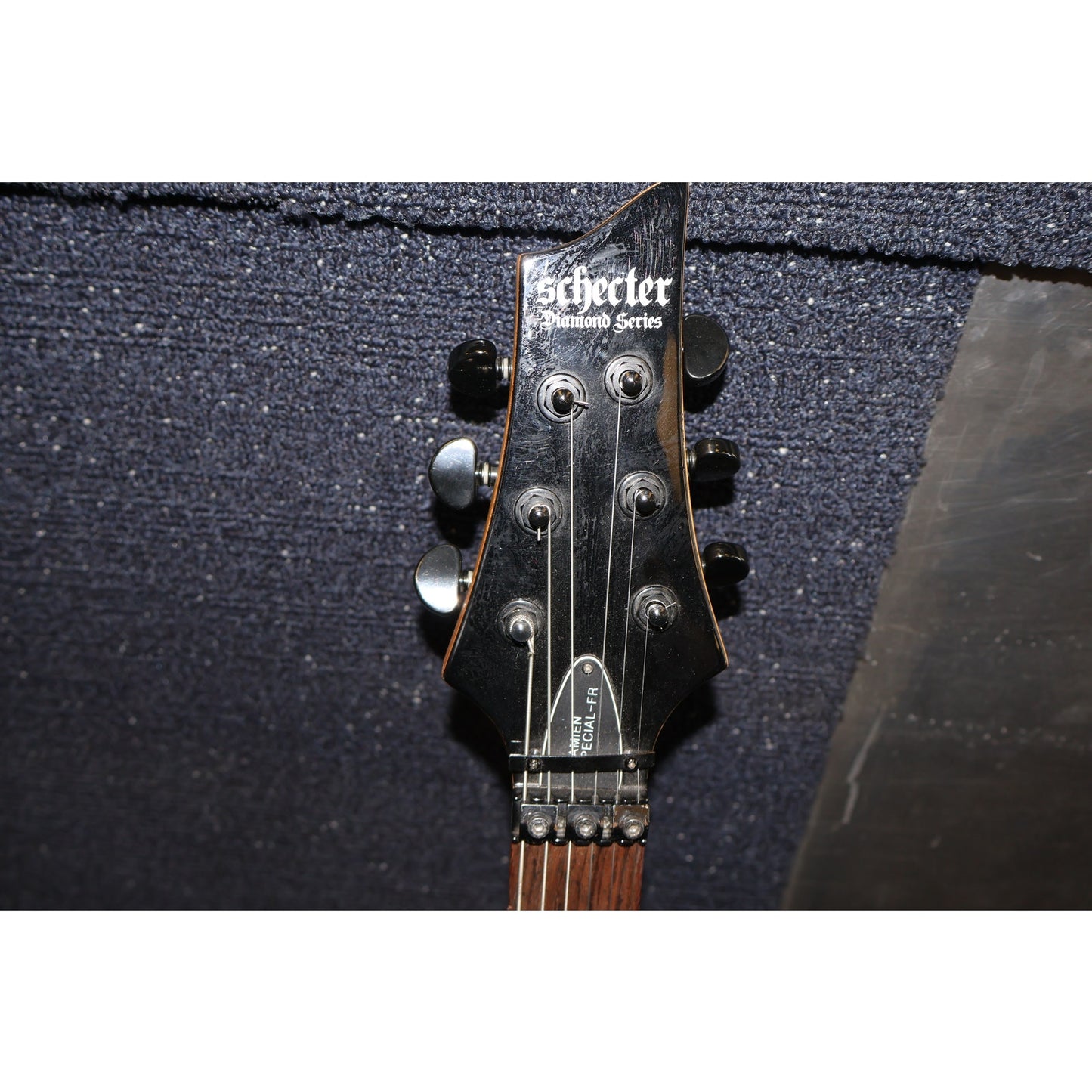 Schecter Damien Special-FR Electric Guitar w/ Hard Case Red EMG Floyd