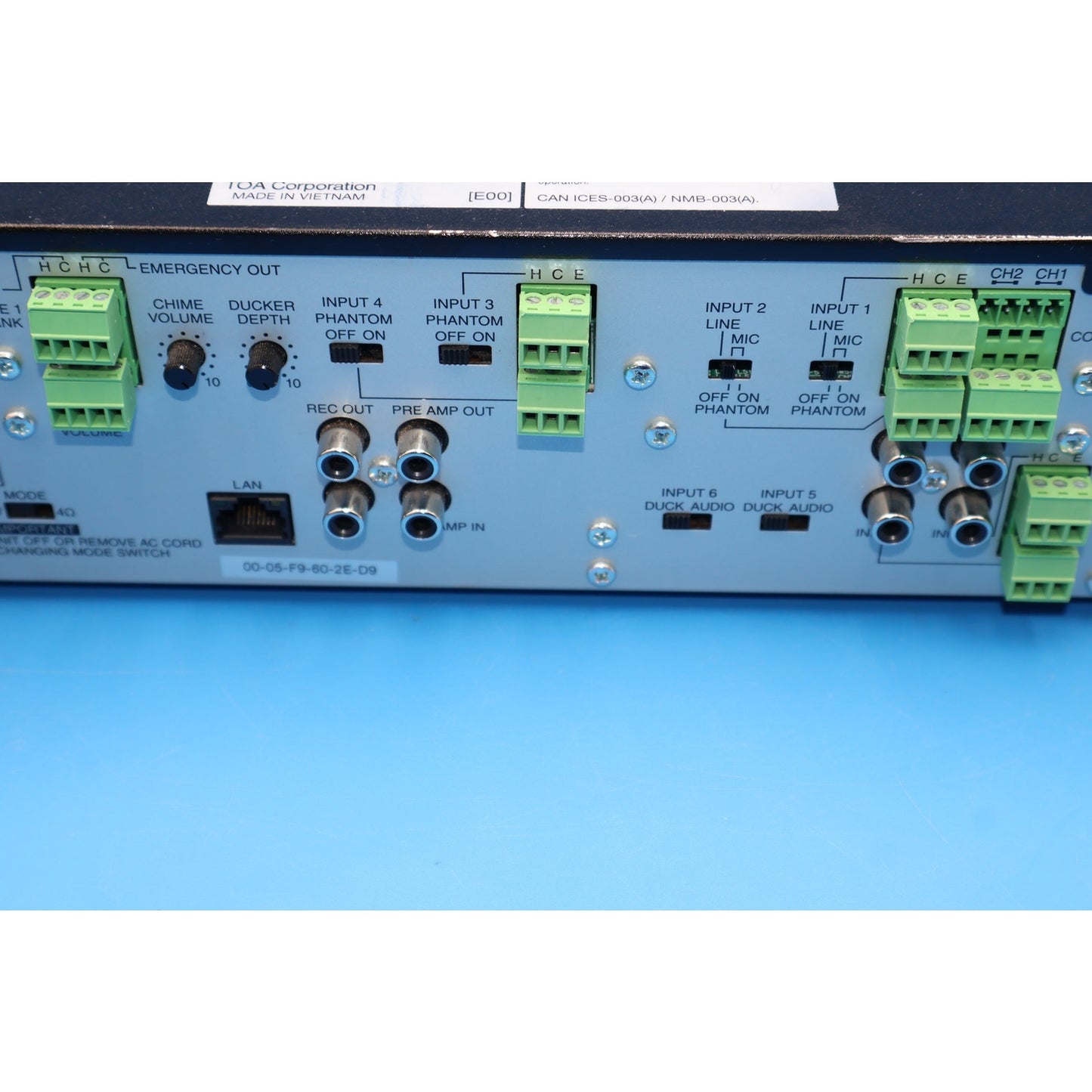 TOA A-812D 3CU Digital Mixer Amplifier