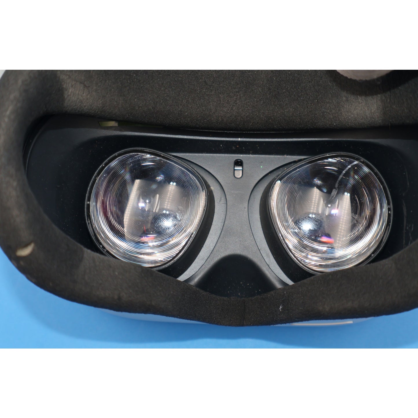 Oculus Quest 2 256GB All-in-One VR Headset KW49CM