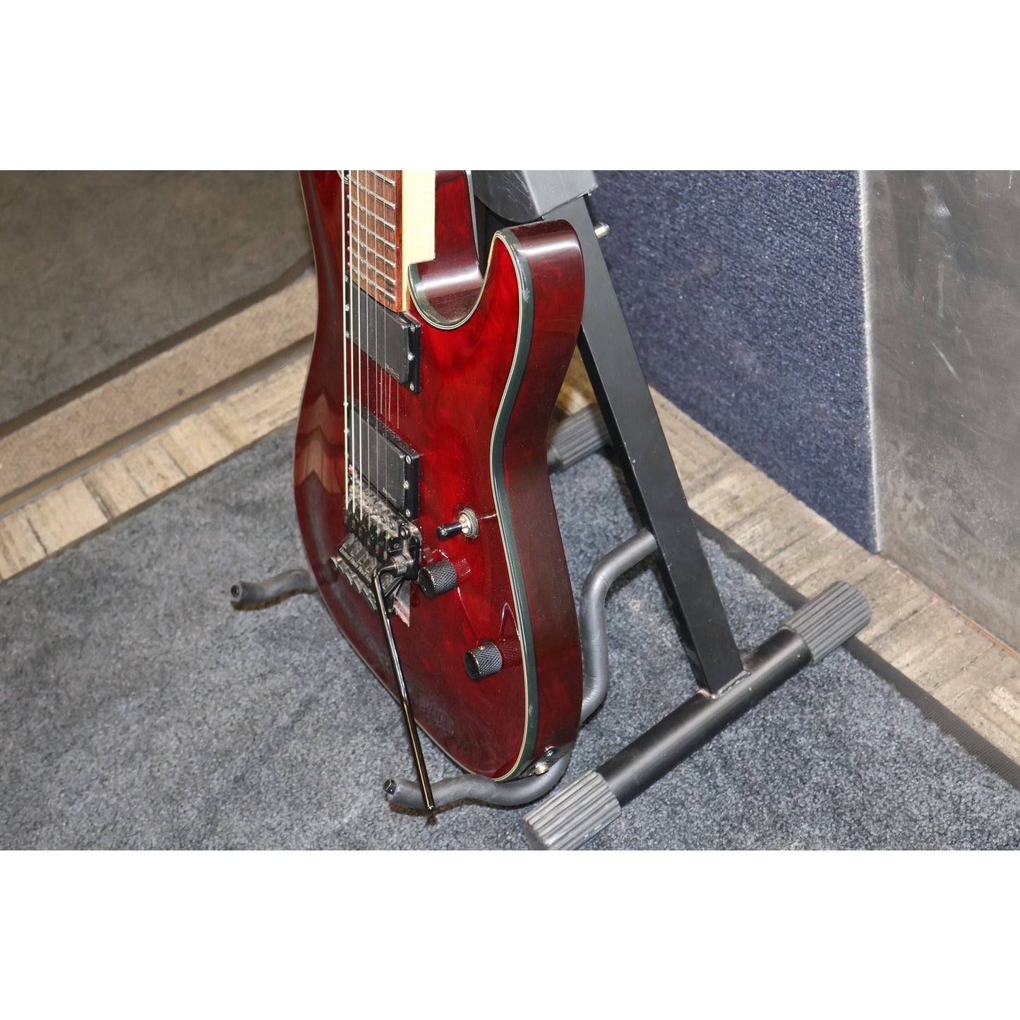 Schecter Damien Special-FR Electric Guitar w/ Hard Case Red EMG Floyd