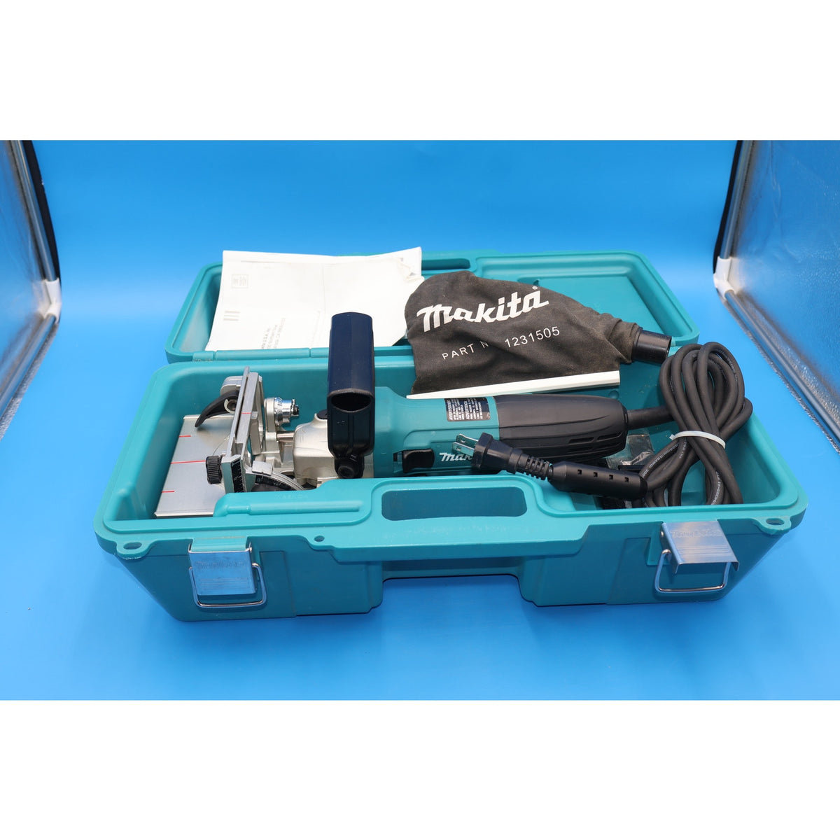 Makita PJ7000 Plate Biscuit Joiner 5.6A 120V Corded w/ Case Dust Bag Tested