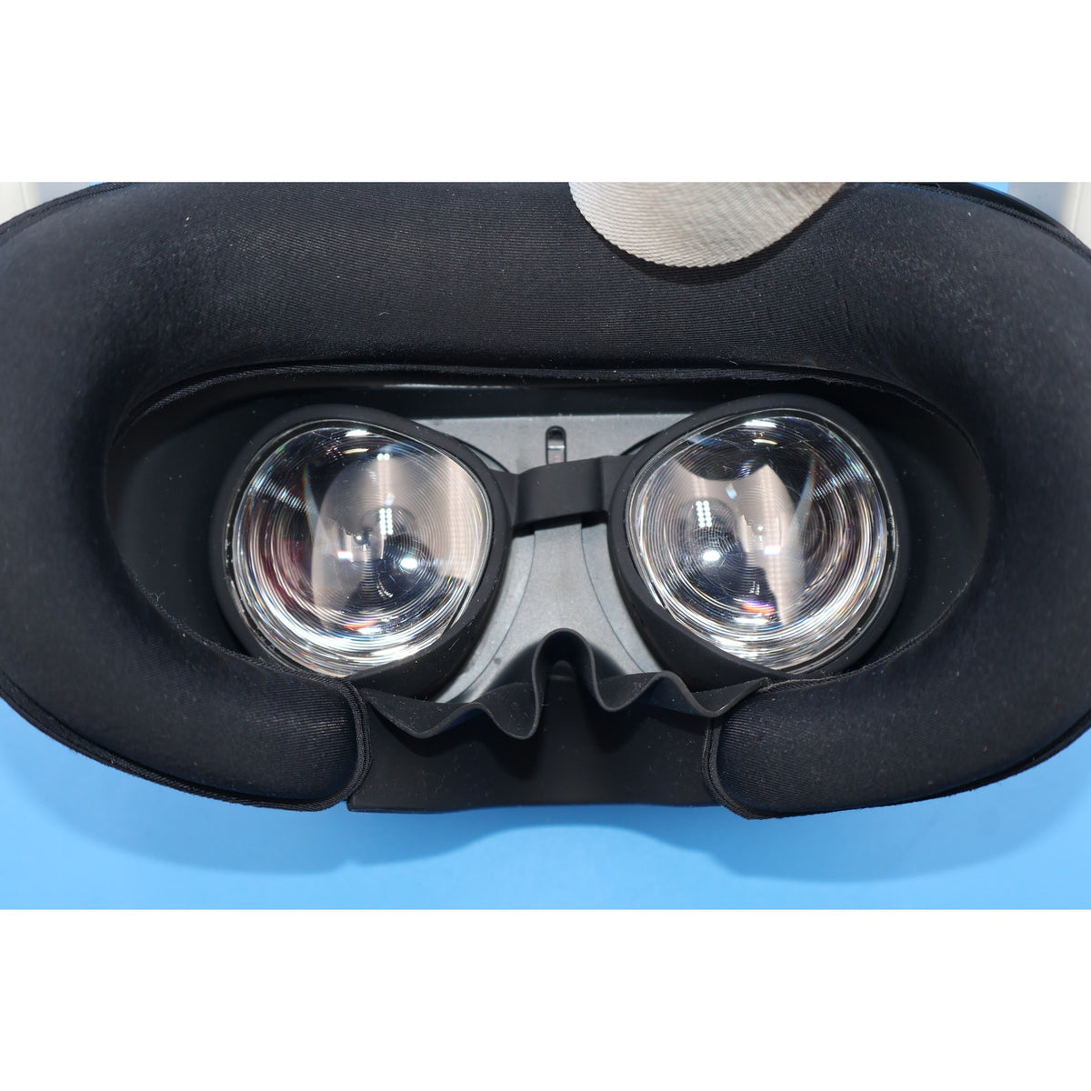 Meta Oculus Quest 2 128GB VR Headset w/ Controllers & Charger Tested Reset