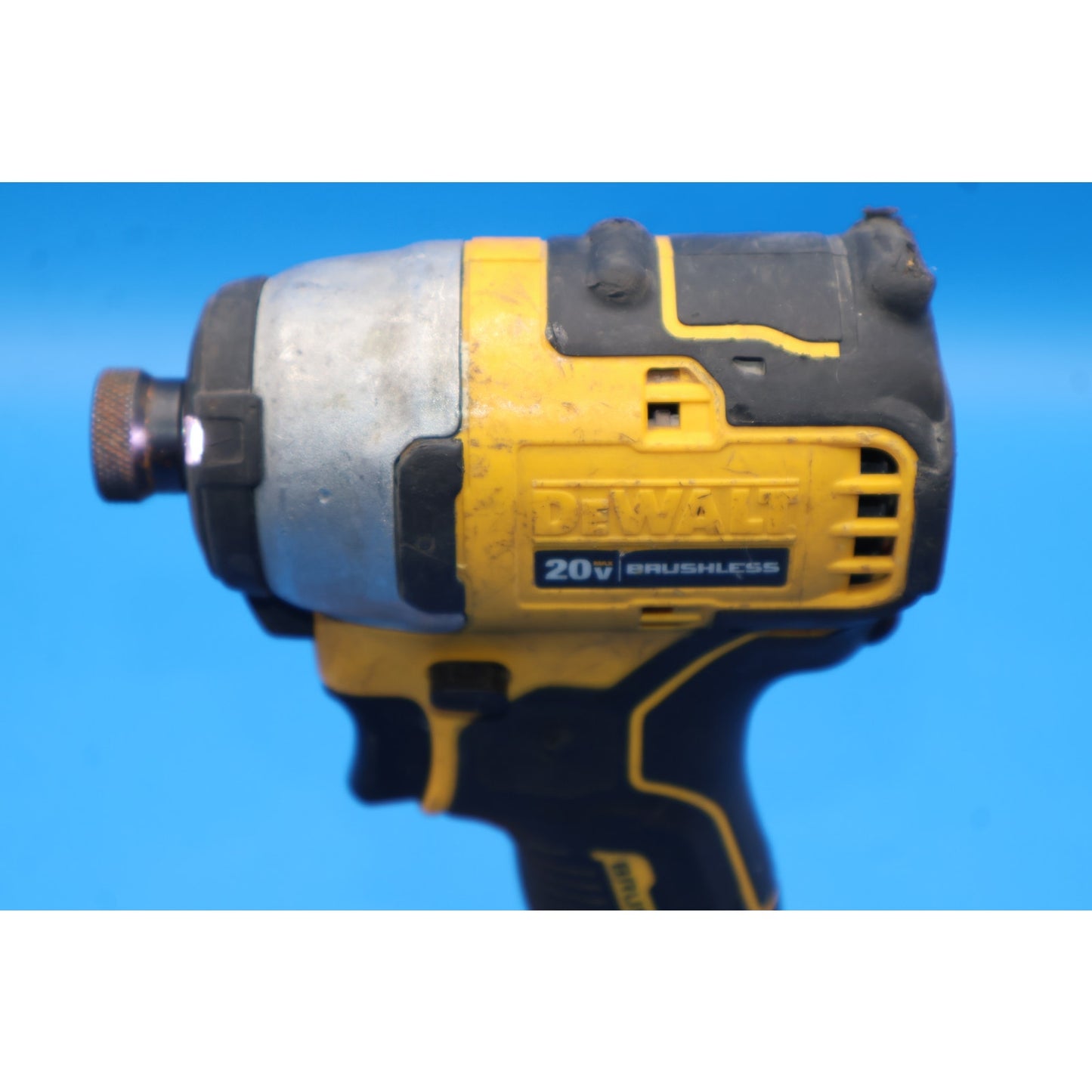 DeWalt DCD794 Drill/Driver and DCF809 1/4" Impact Driver with 6ah Battery