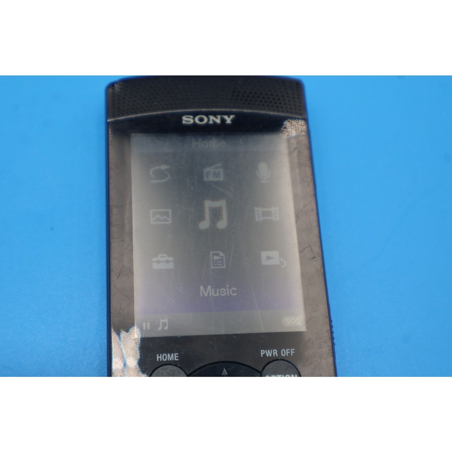 Sony Walkman NWZ-S545 16GB Digital Media Player **Unit only, No Charge Cable**