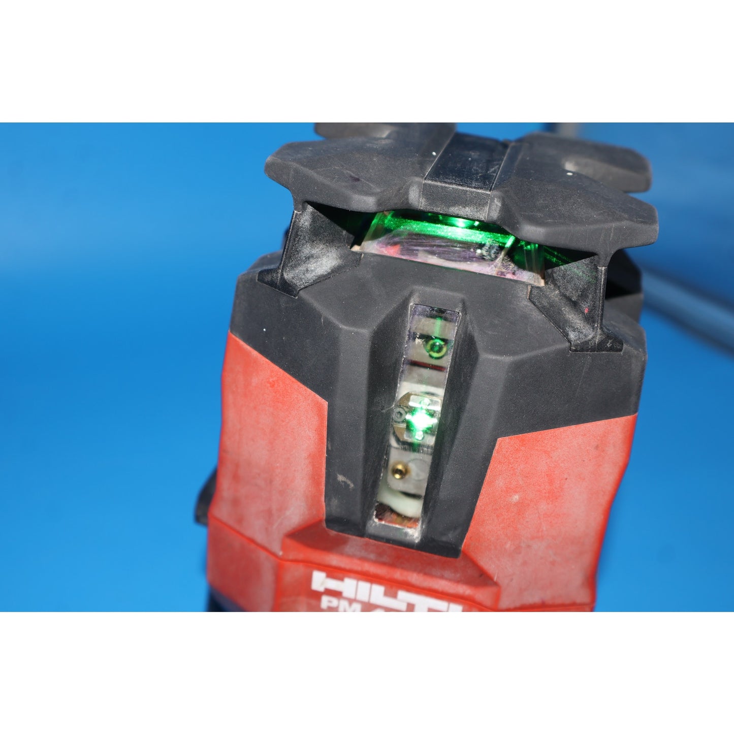 Hilti PM 40-MG 12V Green Multi-Line Laser Level w/ B12 4.0 Battery