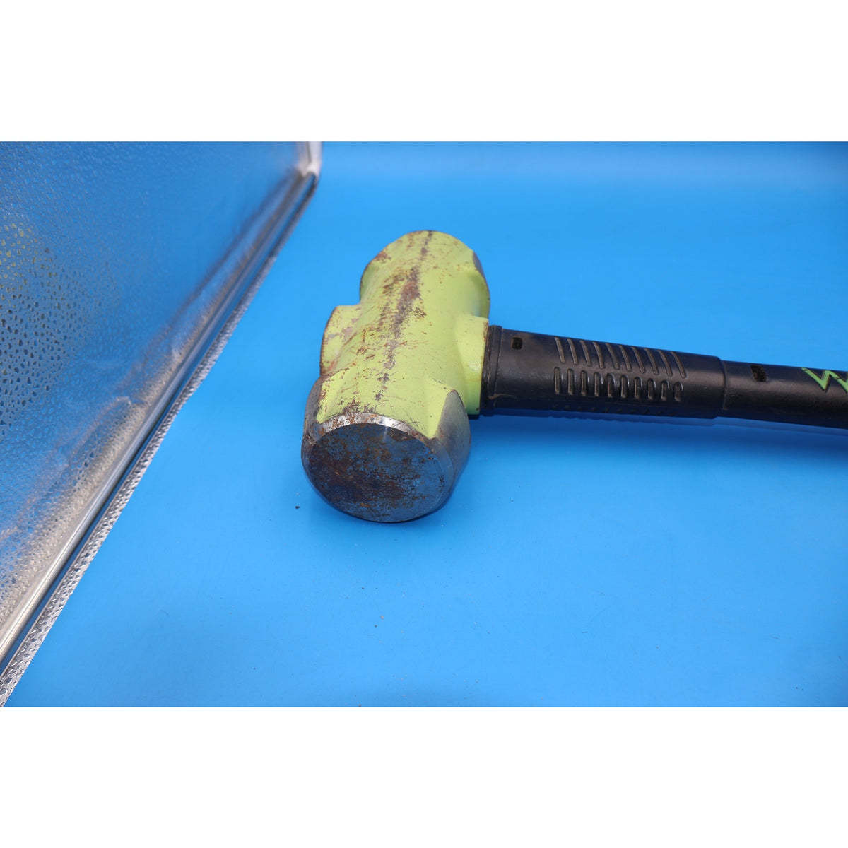 Wilton BASH 22024 20 lb Sledge Hammer 24" Unbreakable Steel Core Handle - Used