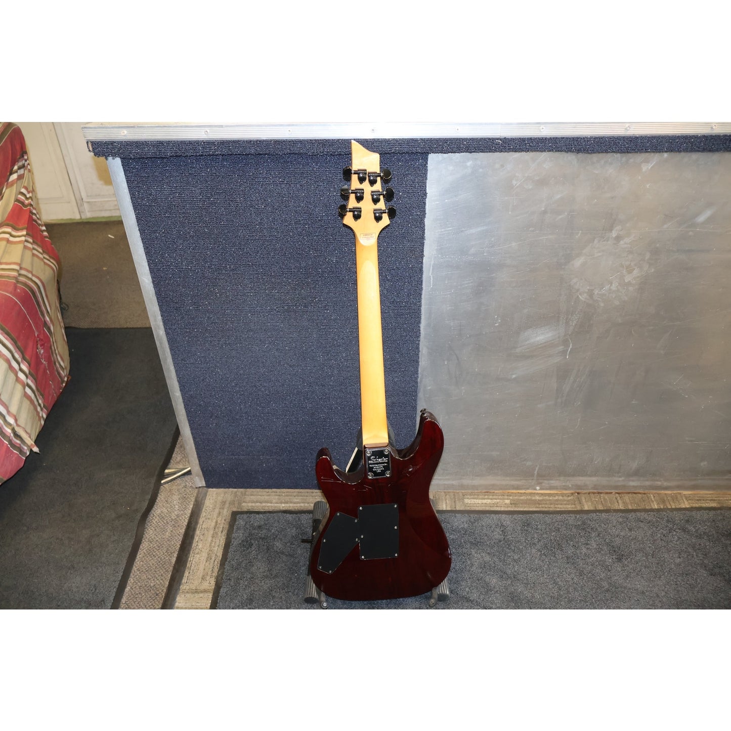 Schecter Damien Special-FR Electric Guitar w/ Hard Case Red EMG Floyd