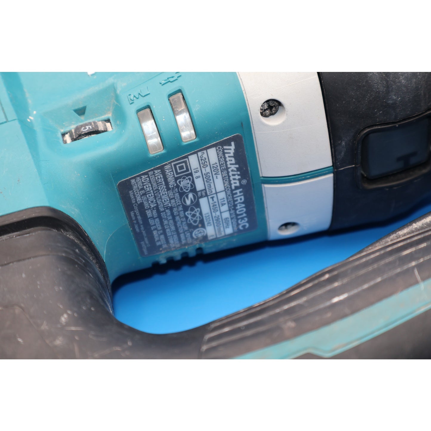 Makita HR4013C 1-9/16" AVT Rotary Hammer Drill, SDS MAX