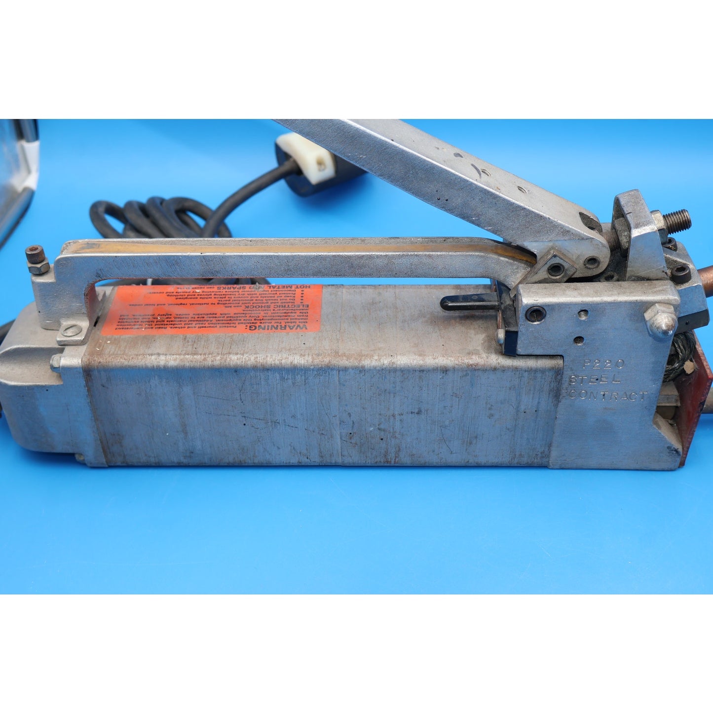 Dayton 4Z425 230V Portable Spot Welder