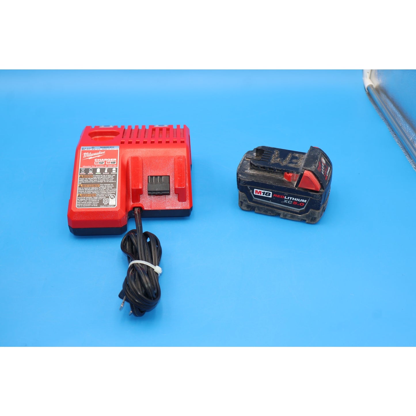 Milwaukee 2810-20 1/2" Mud Mixer w/ 180° Handle