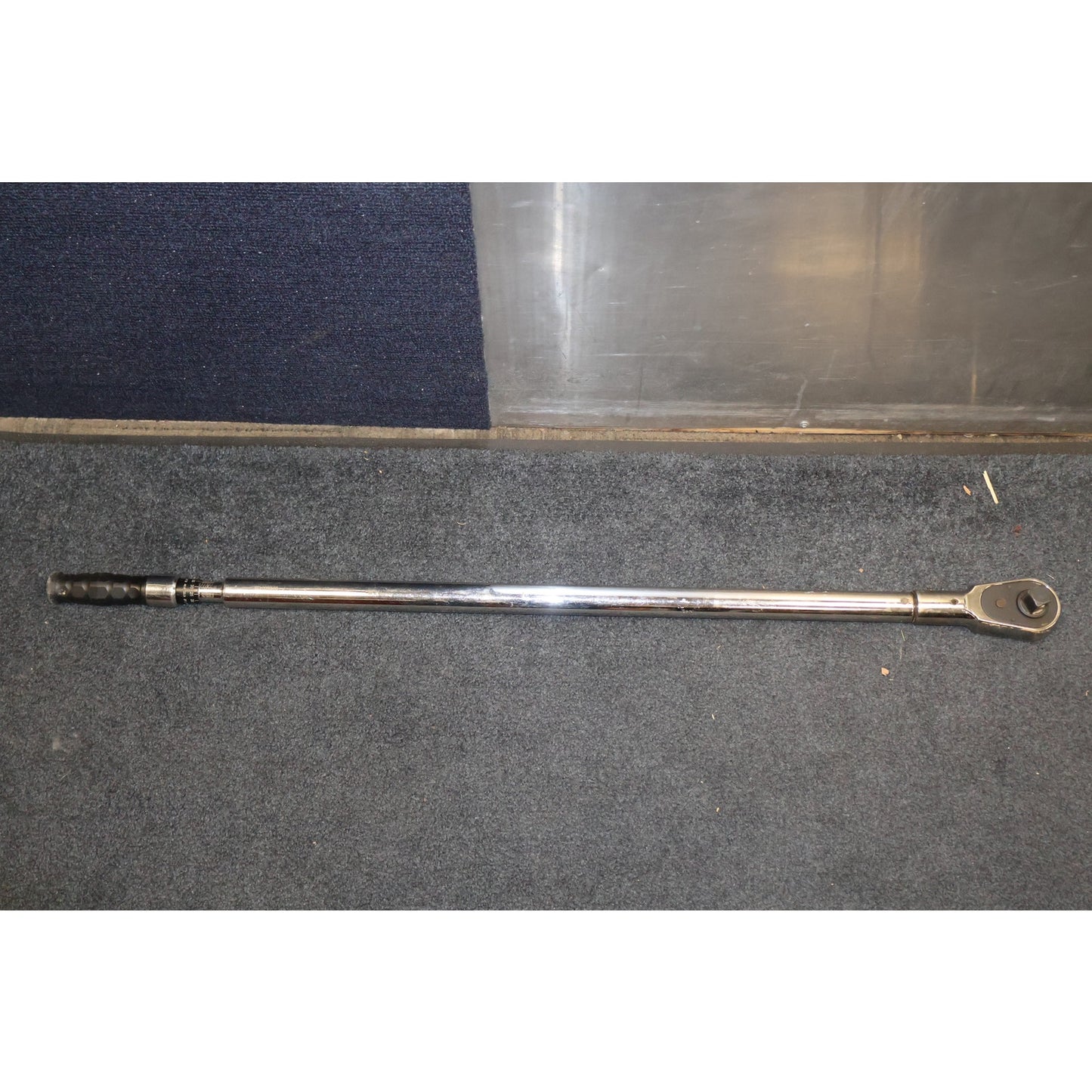 CDI Torque 6004MFRPH 3/4" Dr 100-600ft lbs Dual Scale Micrometer Torque Wrench