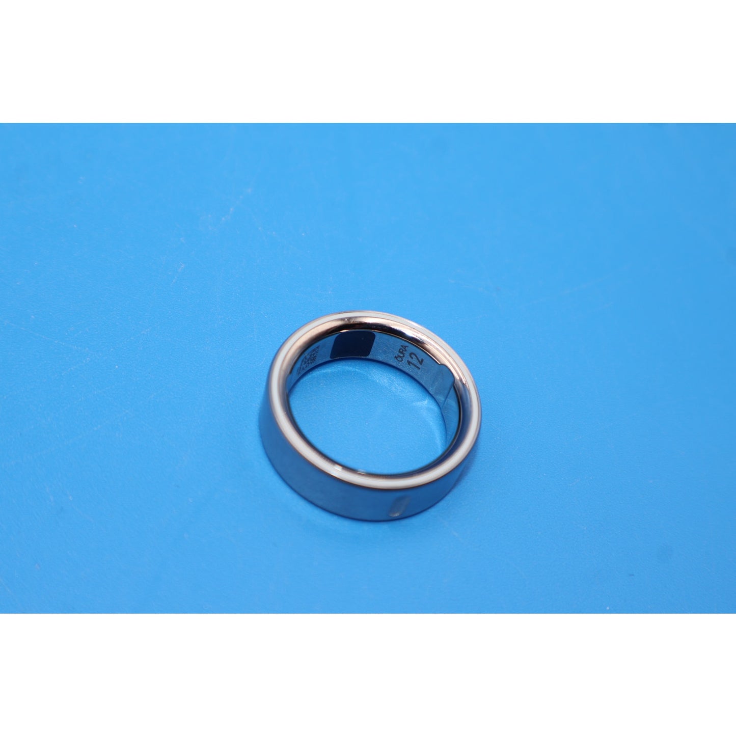 Oura Ring 4 Smart Ring Activity Tracker – Size 12, Brushed Silver