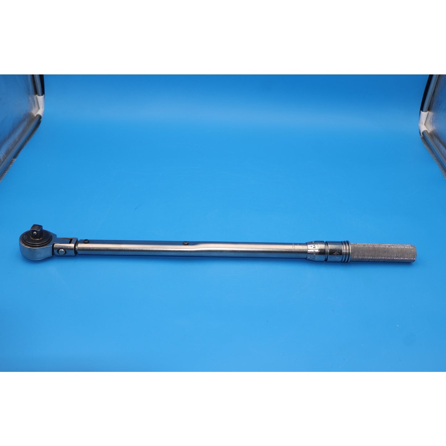 Matco Tool T200FHR 1/2" Drive Torque Wrench 50-200 FT LBS