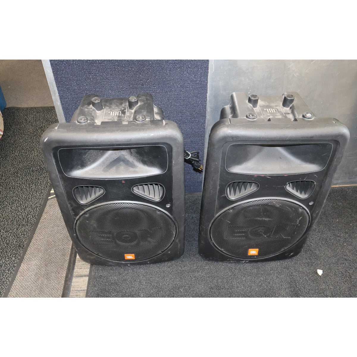 JBL EON15 G2 15" Powered PA Speaker Pair