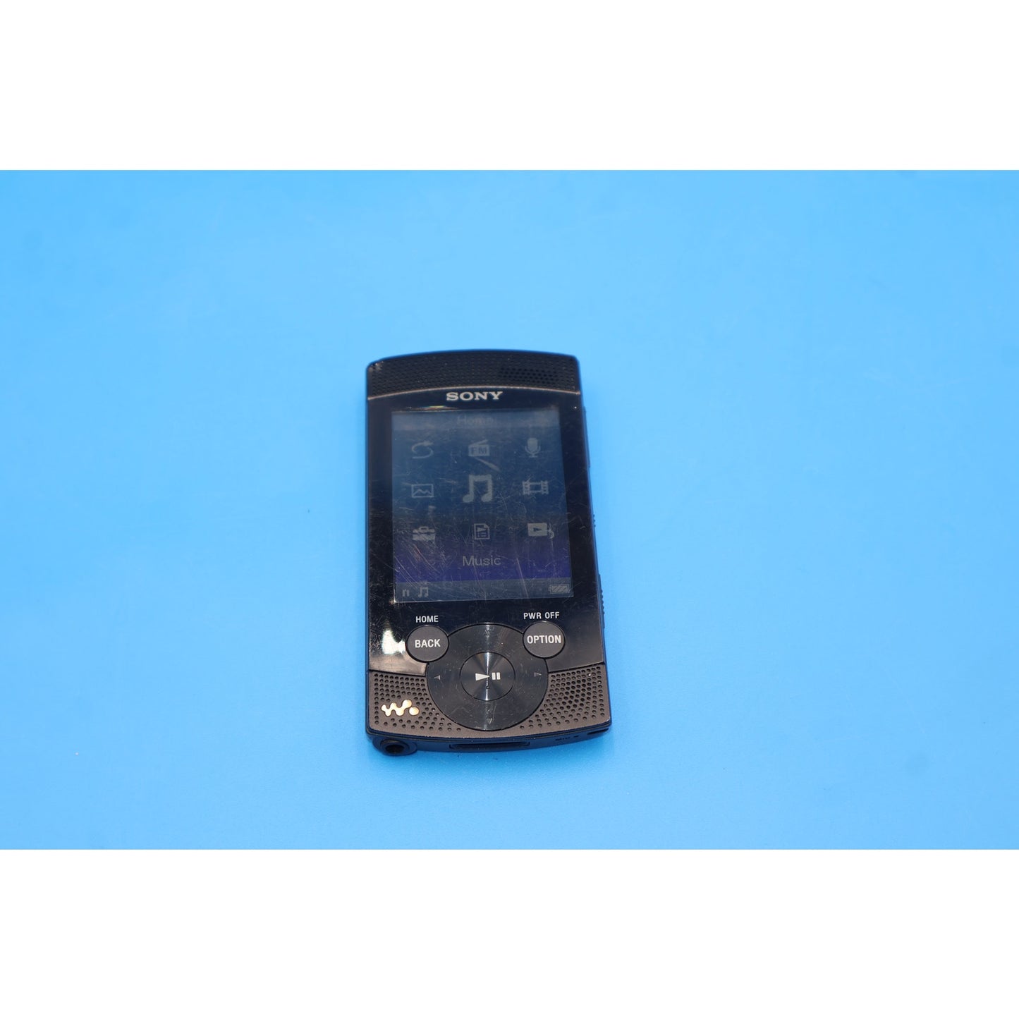 Sony Walkman NWZ-S545 16GB Digital Media Player **Unit only, No Charge Cable**