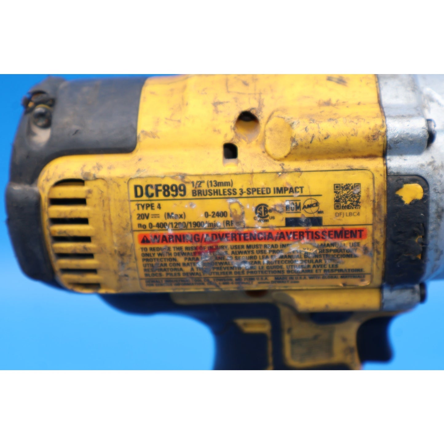 DeWalt DCF899 20V, Brushless, 1/2" Drive, Impact Wrench + 9ah FlexVolt Battery