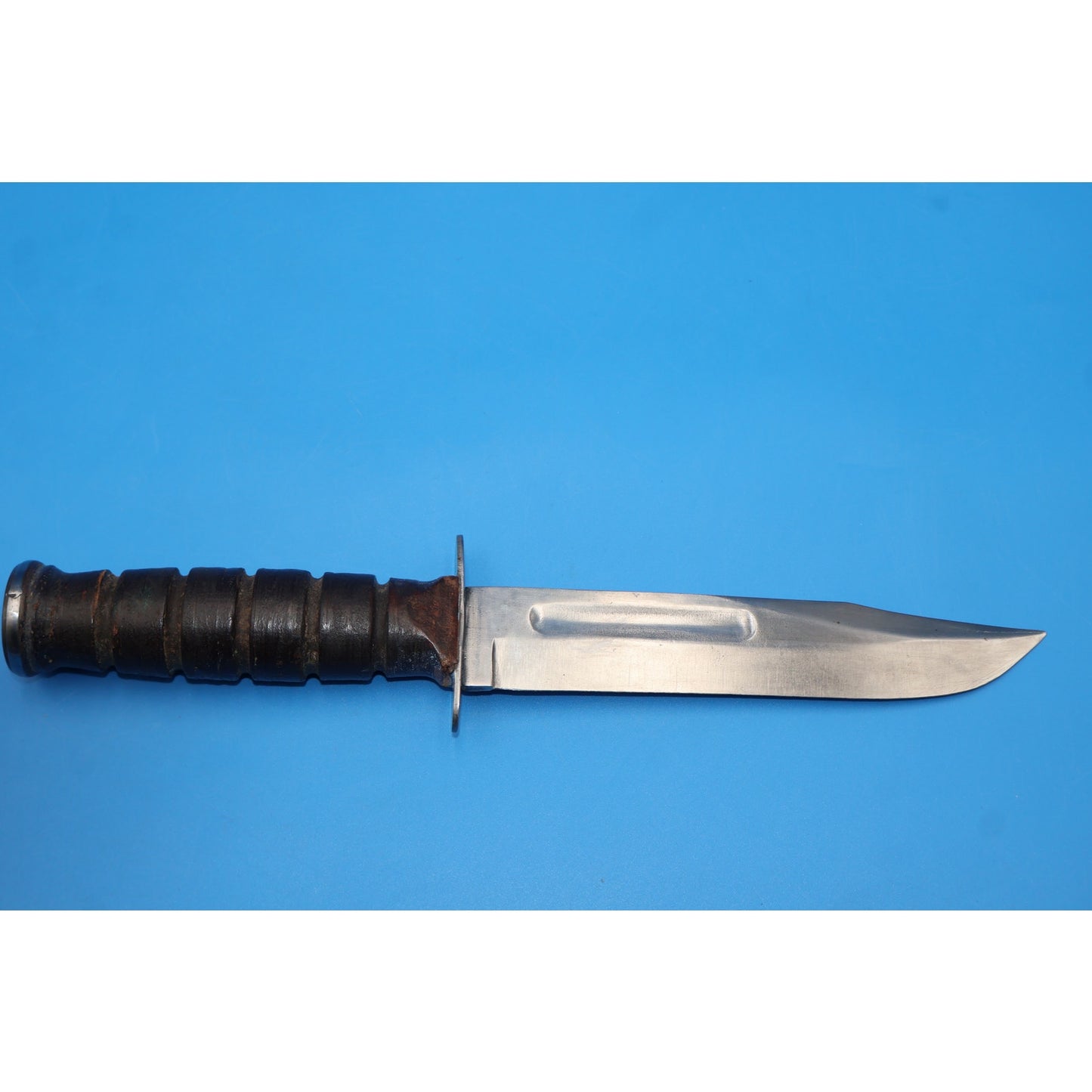 Vintage U.S. Camillus M4 Knife w/ Original Leather Sheath