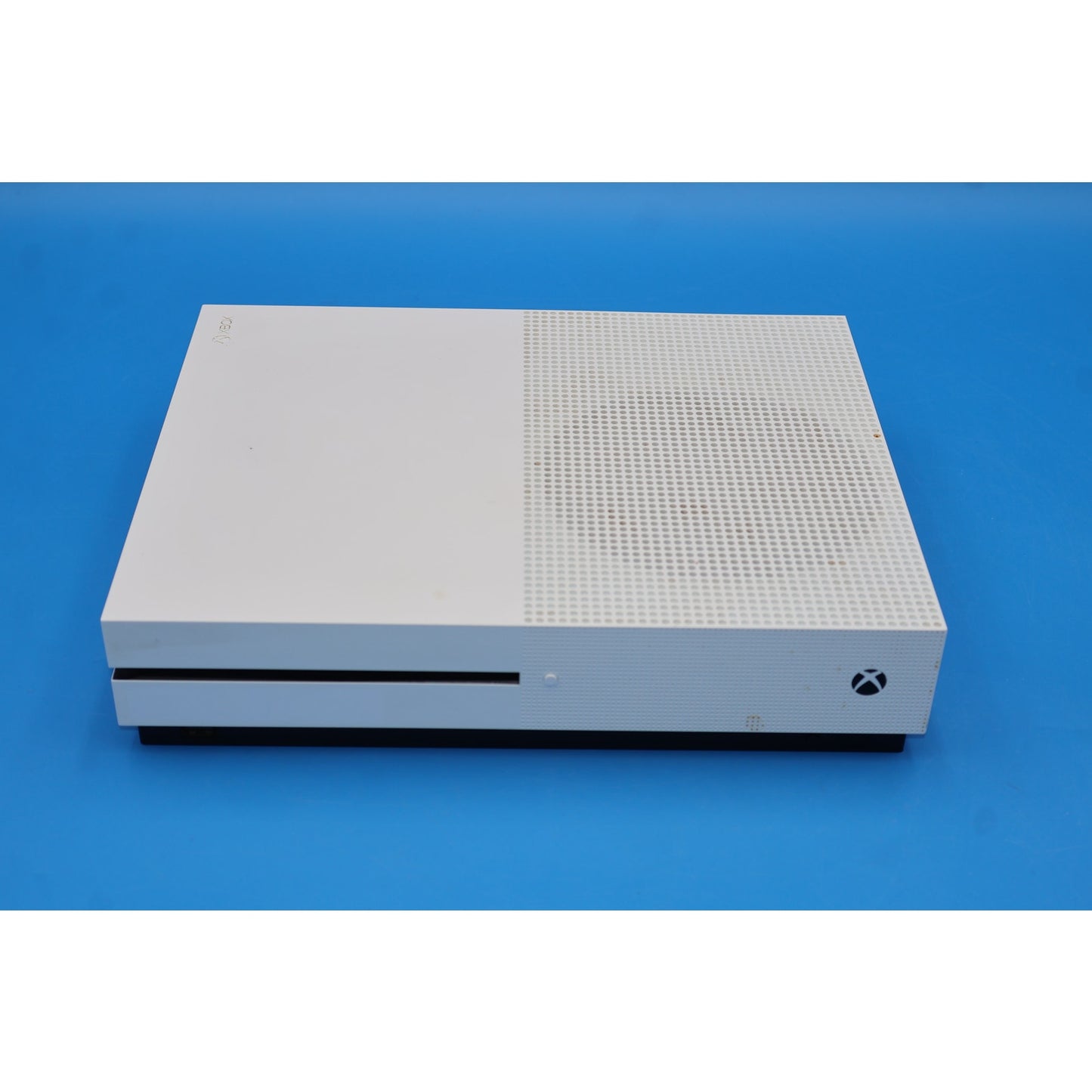 Microsoft Xbox One S 500GB White Console (Model 1681) w/ Controller
