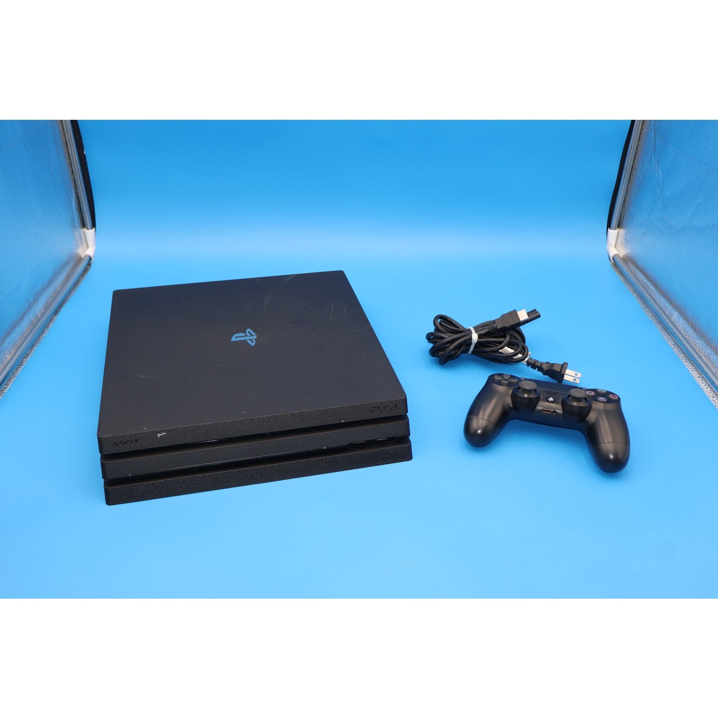 Sony PlayStation 4 Pro PS4 1TB Console CUH-7215B Black w/ Controller