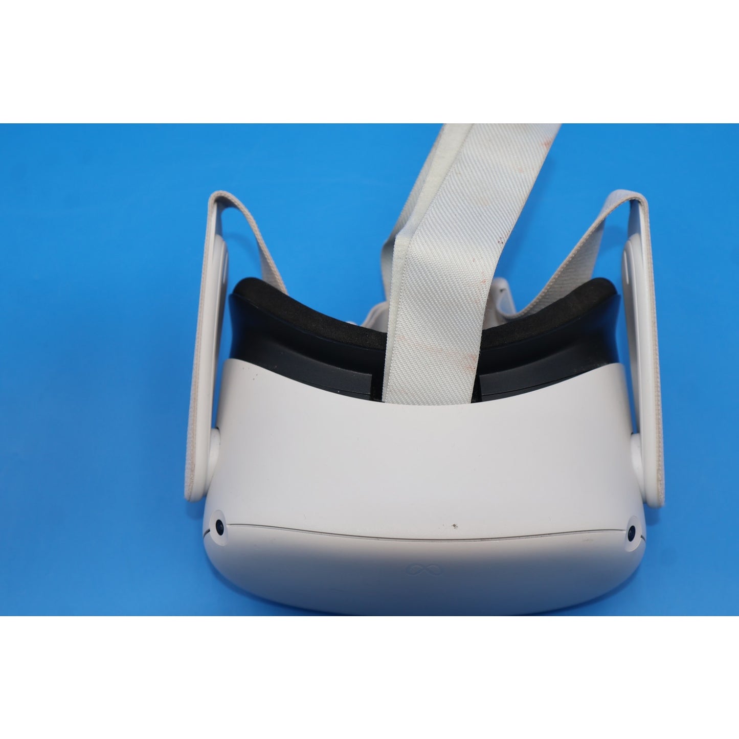 Oculus Quest 2 256GB All-in-One VR Headset KW49CM