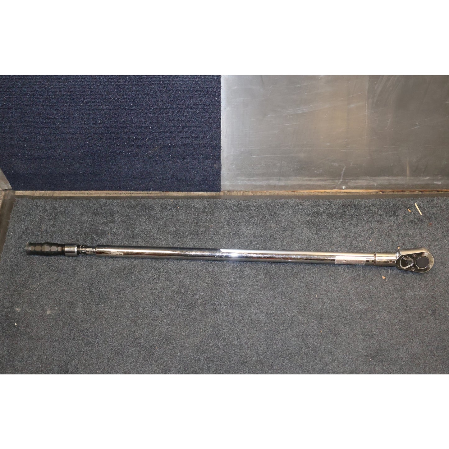 CDI Torque 6004MFRPH 3/4" Dr 100-600ft lbs Dual Scale Micrometer Torque Wrench