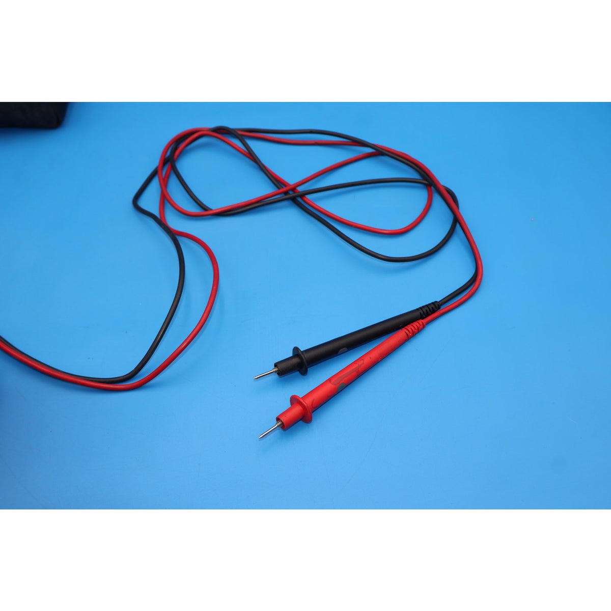 Snap-on EEDM504F Basic True RMS Digital Multimeter CAT III 600V w/ Leads & Case