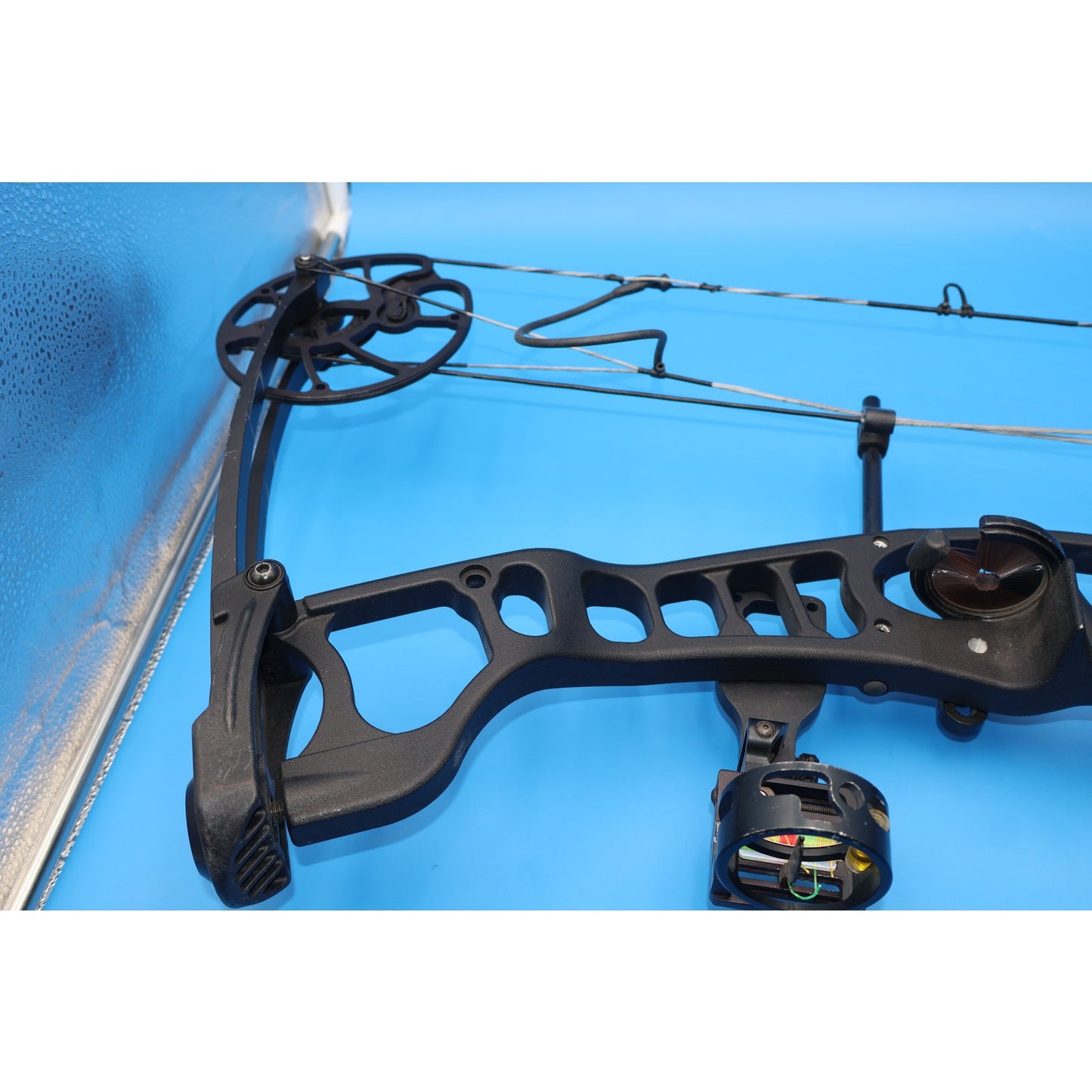 Hoyt Ignite Compound Bow, RH, 15-70lb Draw Weight, 19-30" Draw Length