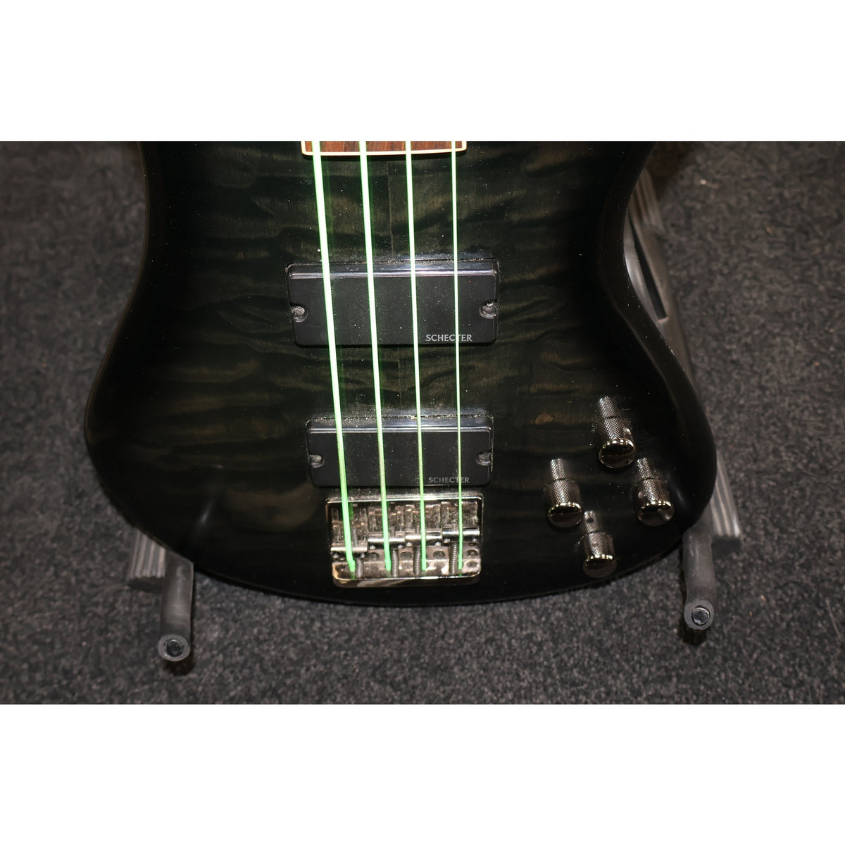 Schecter Stiletto Extreme-4 4-String Active Bass See-Thru Black w/ Hard Case