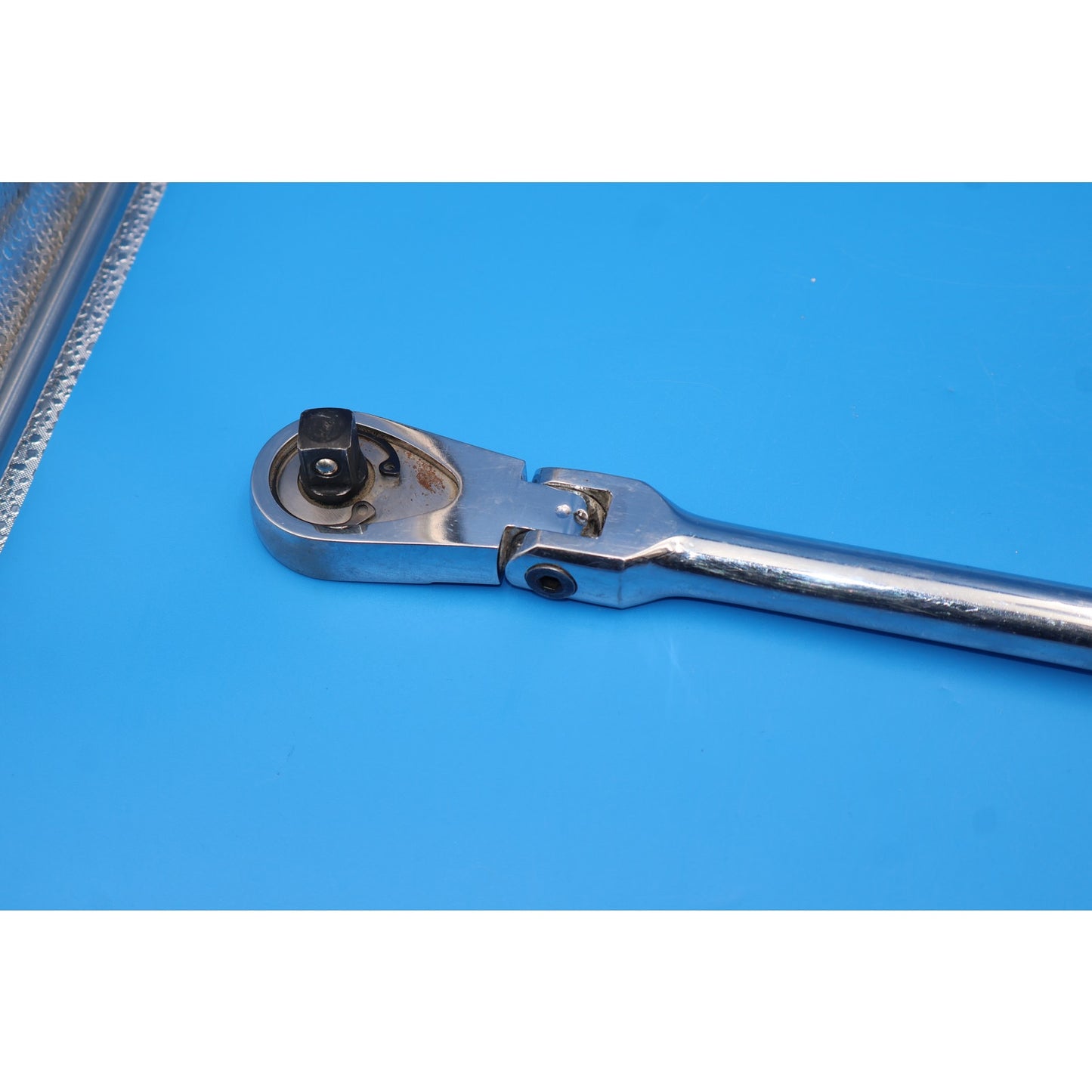 Cornwell SRF80LHBL 27” 1/2” Drive Flex Head 80-Tooth Ratchet Blue Grip USA