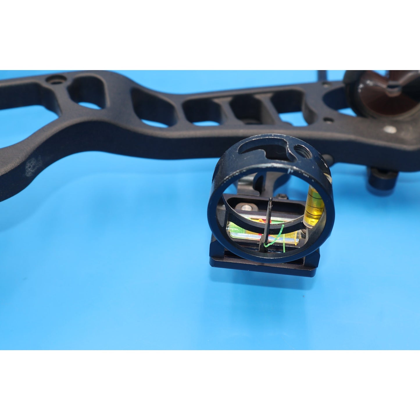 Hoyt Ignite Compound Bow, RH, 15-70lb Draw Weight, 19-30" Draw Length