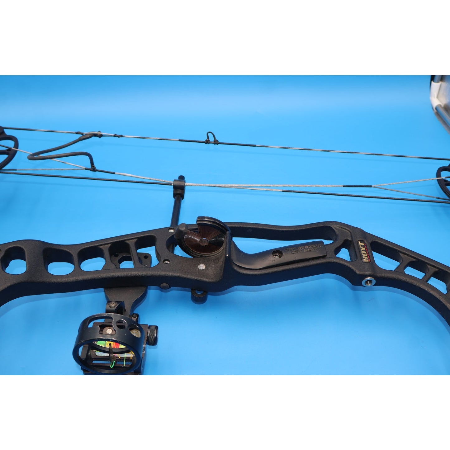 Hoyt Ignite Compound Bow, RH, 15-70lb Draw Weight, 19-30" Draw Length