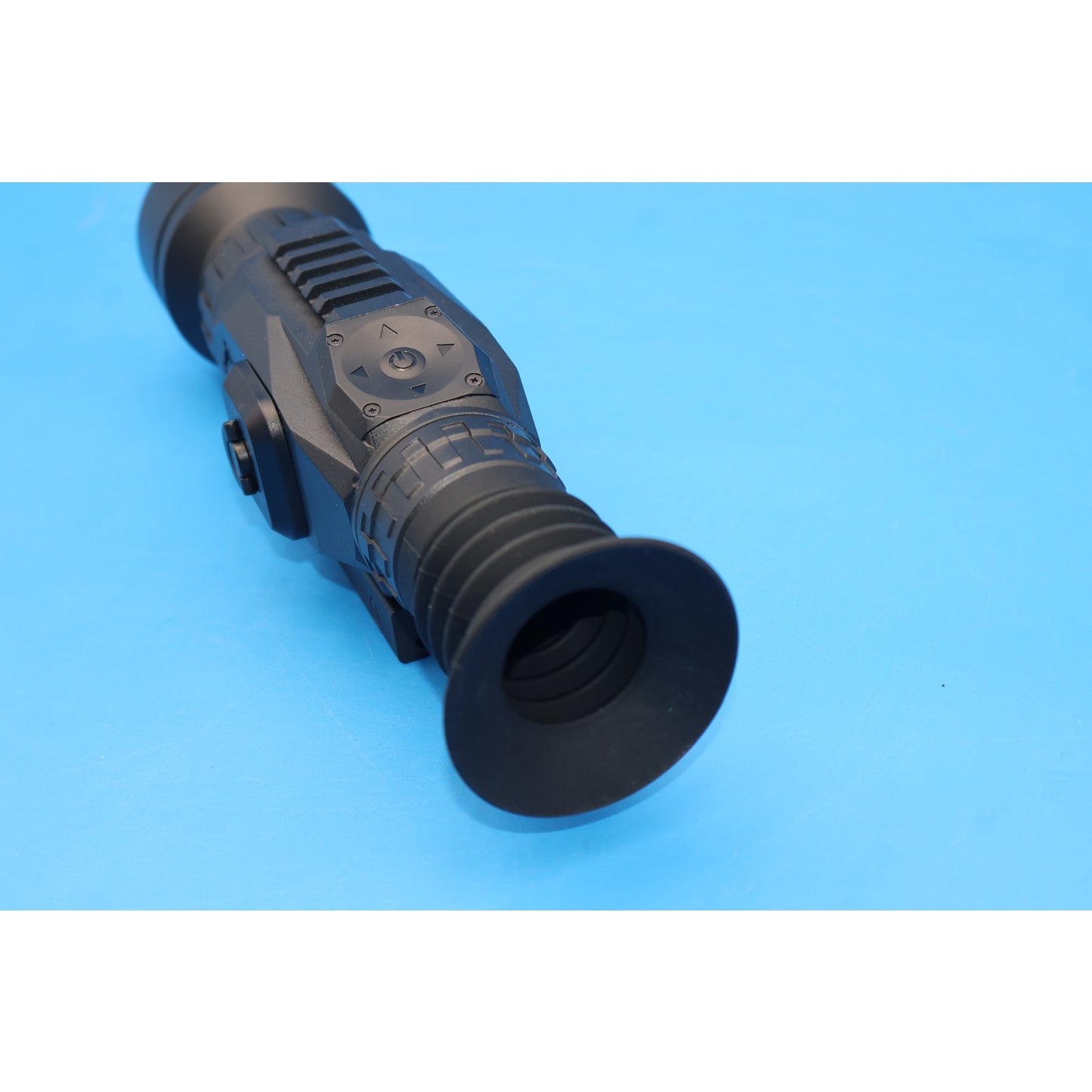 Sightmark Wraith HD Series 4-32x50 Digital Day/Night Riflescope (Model SM18011)