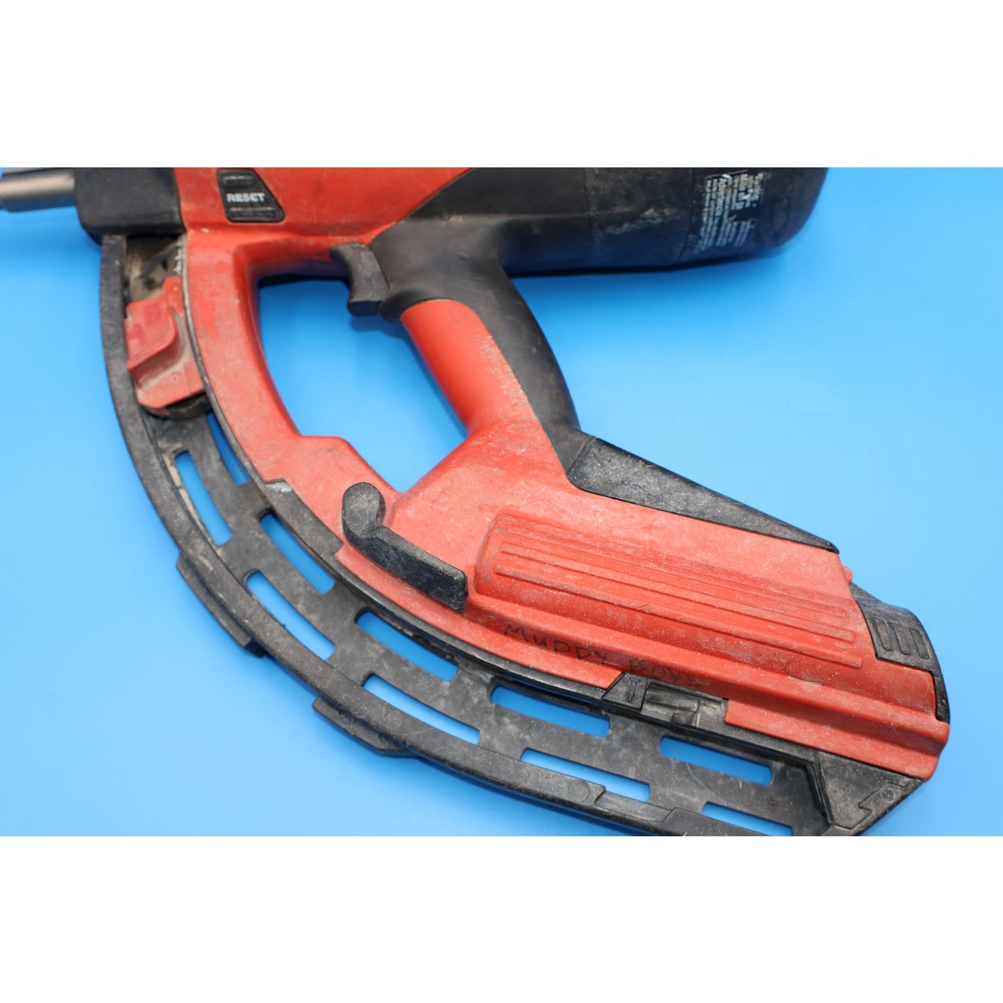 Hilti GX120 Gas Powered Actuated Nail Gun Fastening Tool