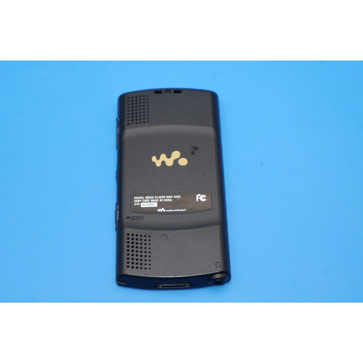 Sony Walkman NWZ-S545 16GB Digital Media Player **Unit only, No Charge Cable**