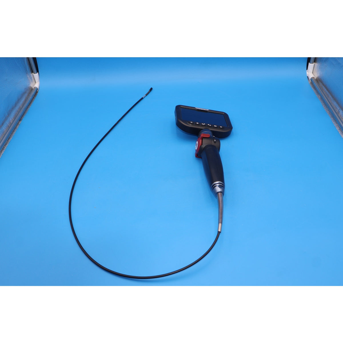 Matco MDSCOPE39SC Articulating Borescope Inspection Camera 5" Screen 3.9mm Case