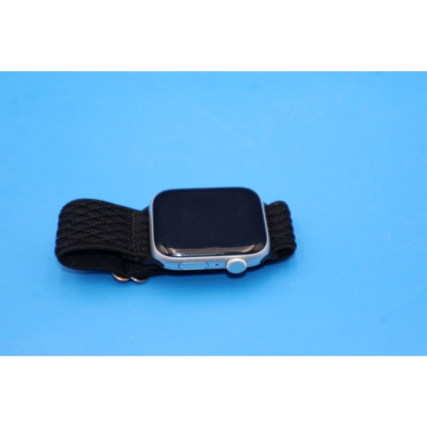 Apple Watch Series SE (2nd generation) 44mm GPS – Silver (Model A2723)