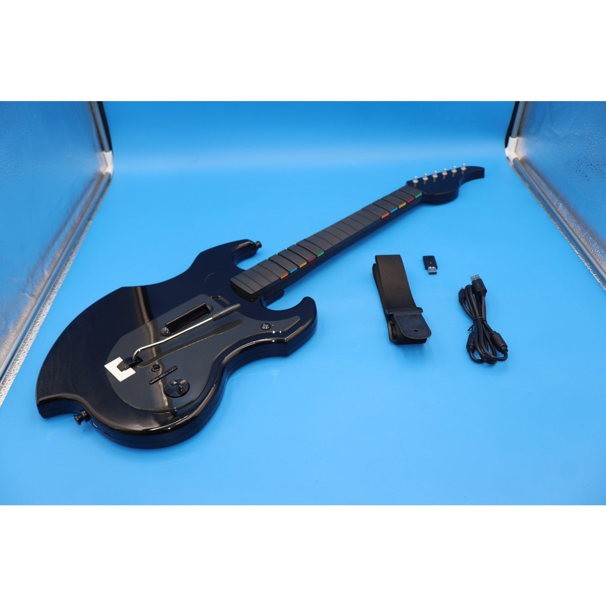 PDP Riffmaster Wireless Guitar Controller PS5 PS4 052-024-BK w/ Dongle & Strap