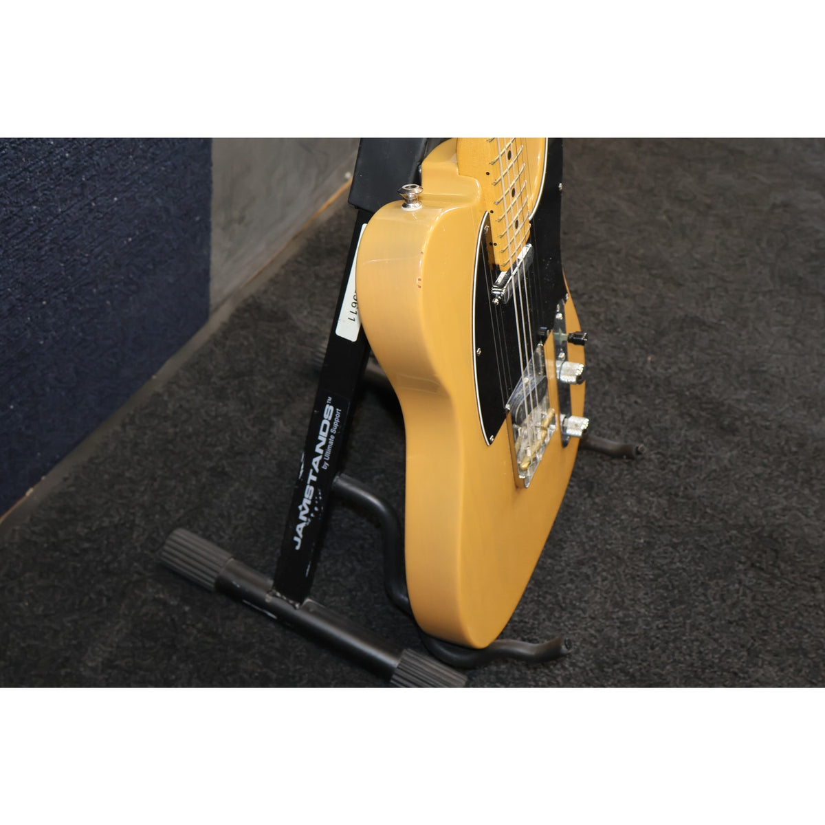 2022 Fender American Professional II Telecaster Butterscotch Blonde  w/ Case