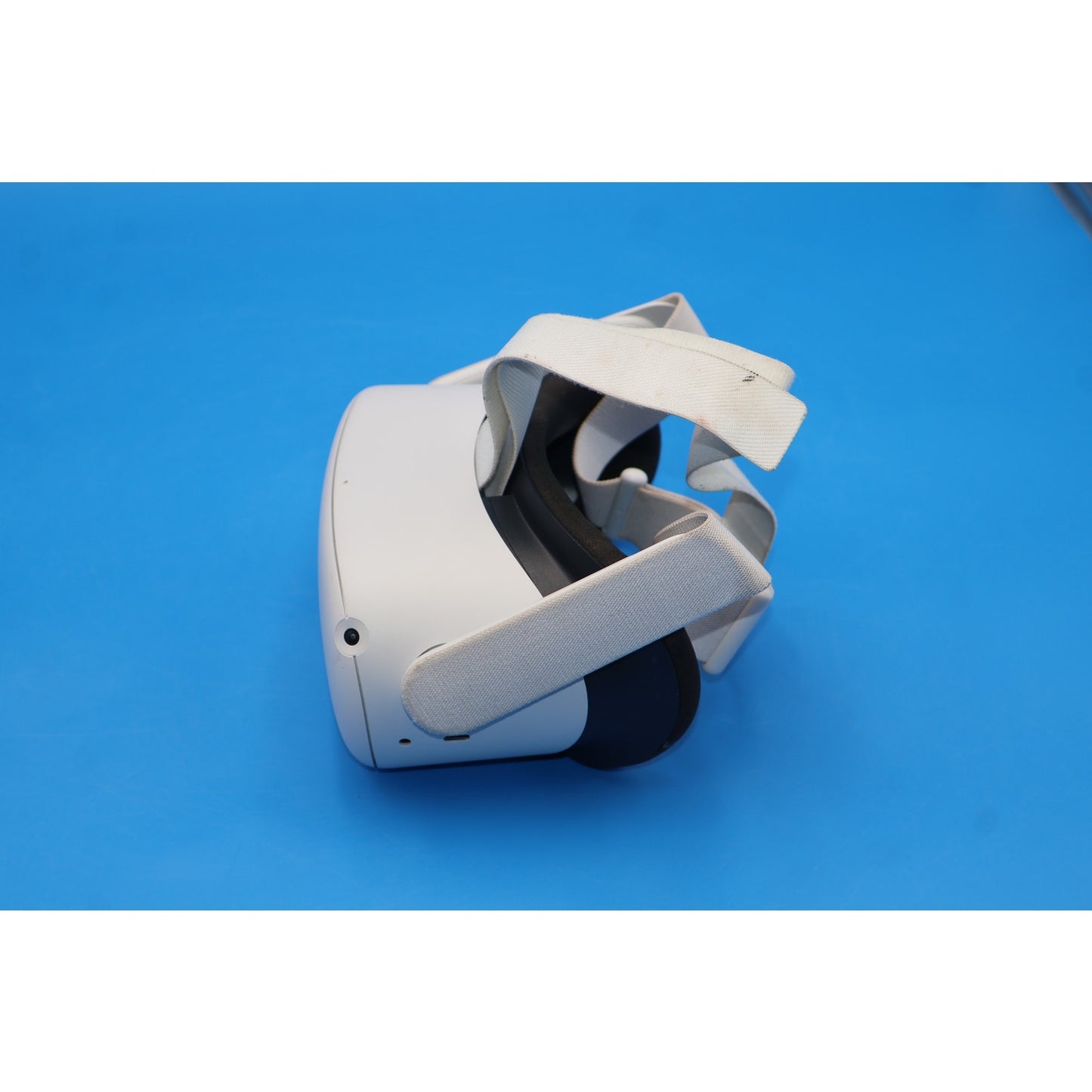 Oculus Quest 2 256GB All-in-One VR Headset KW49CM