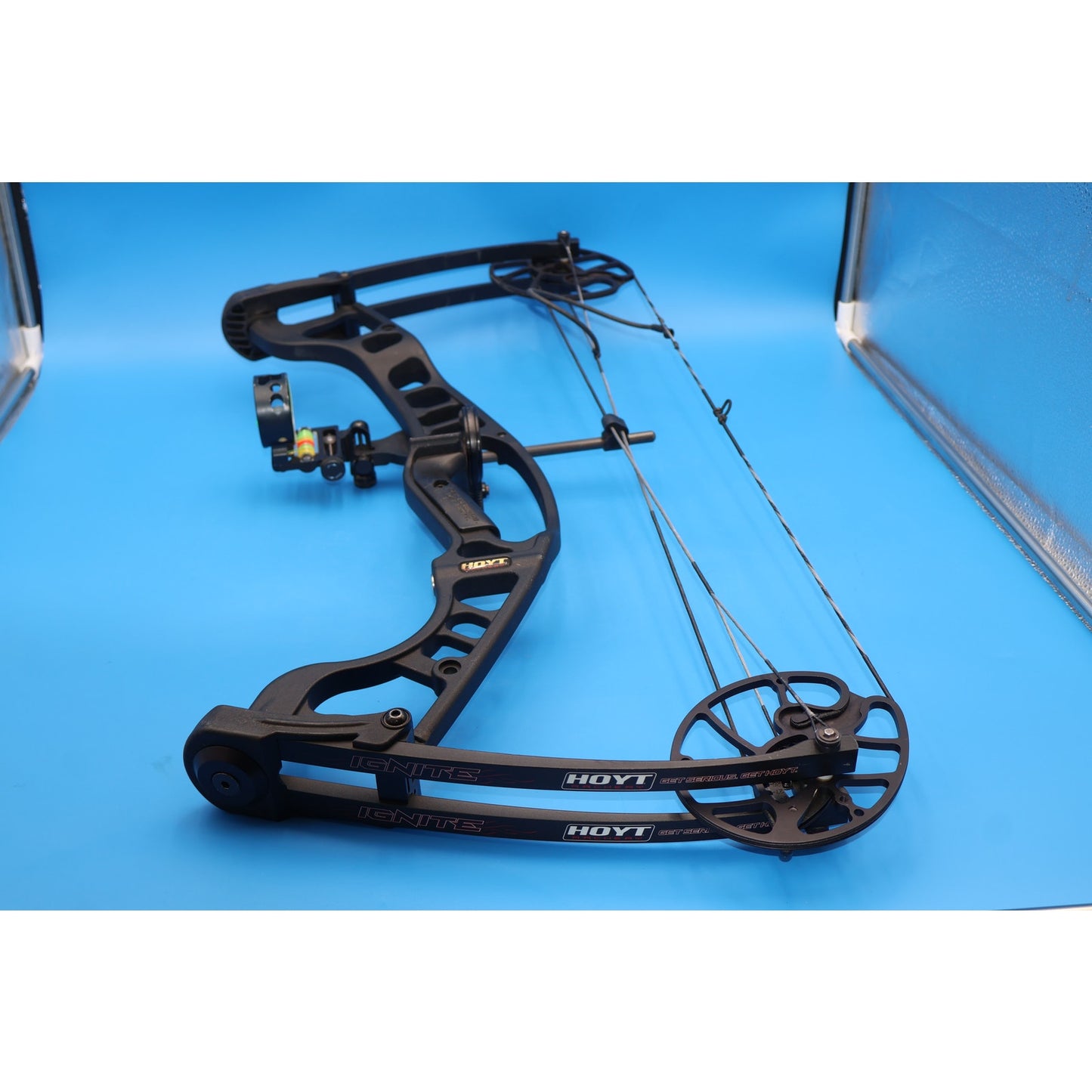 Hoyt Ignite Compound Bow, RH, 15-70lb Draw Weight, 19-30" Draw Length
