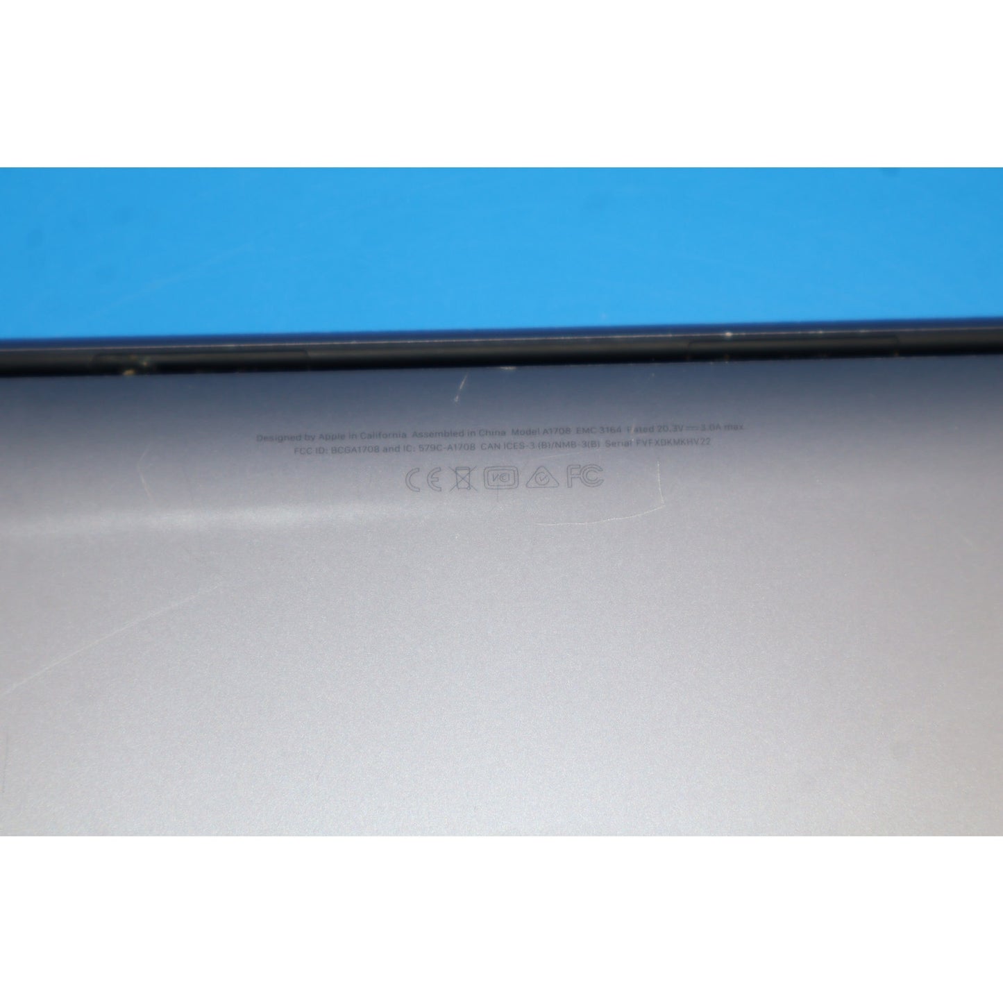 Apple MacBook Pro 13" 2017 (128GB SSD, 8GB RAM, Intel Core i5)