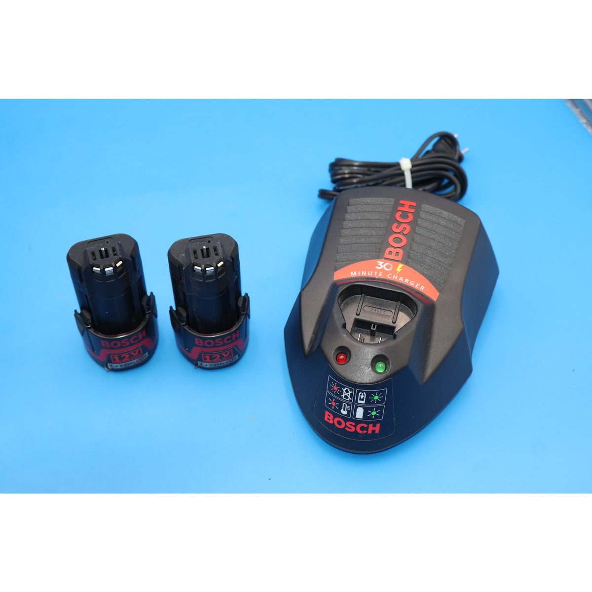 Bosch PS10 12V 1/4" Hex Pivot Head I-Driver Kit w/ Charger, 2 Batteries, Case